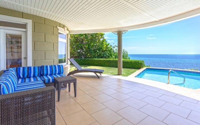 Cayman Castle & Guesthouse