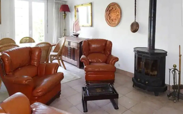 Holiday Home With Private Outdoor Pool, Gouesnac"h