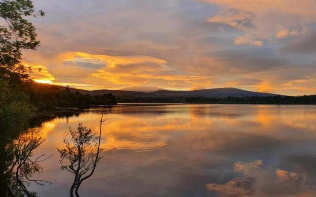 Cracatinni Mews (Adults Only)