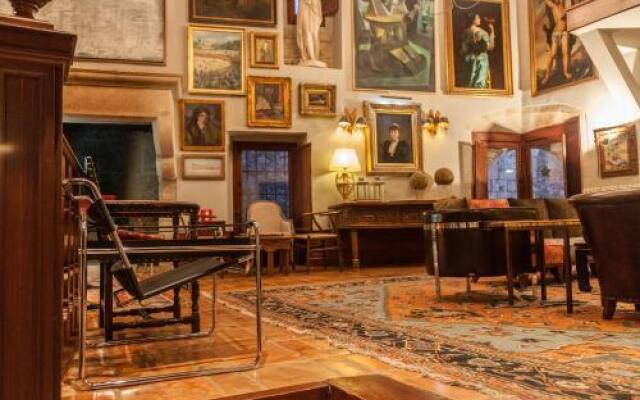 Palacio Chaves Hotel