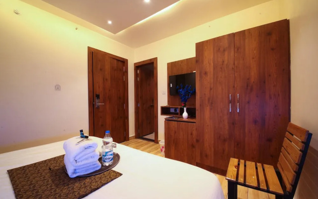 Hotel Aishwarya And Restaurant