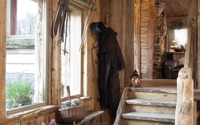 Beautiful Chalet with Jacuzzi and Sauna in Thirimont