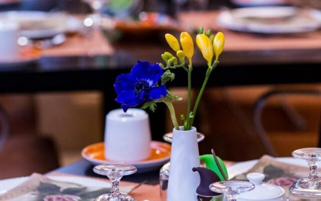 Alexandros Hotel