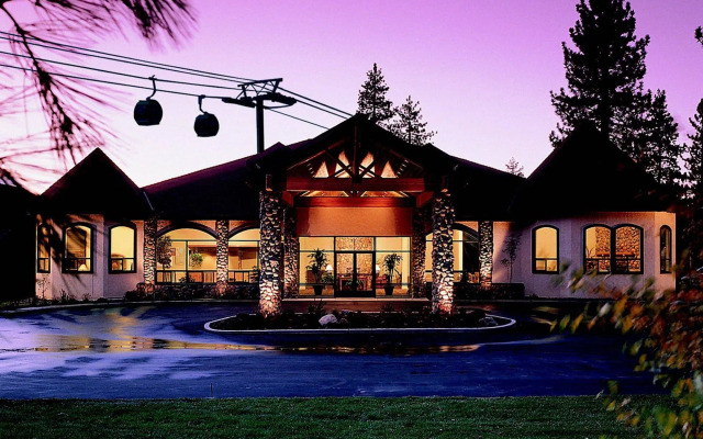Forest Suites Resort at Heavenly Village