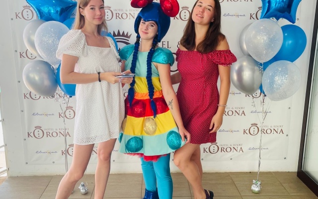 Корона(Евпатория)