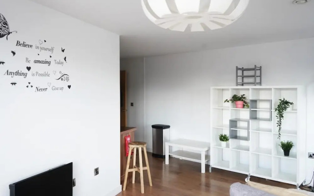 Inviting 2-bed Apartment in Sheffield