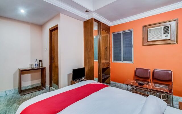 Oyo 24171 Hotel Meridian
