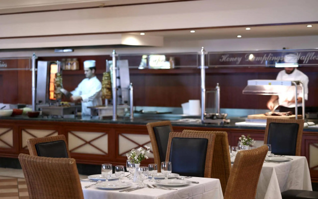 Roda Beach Resort & Spa