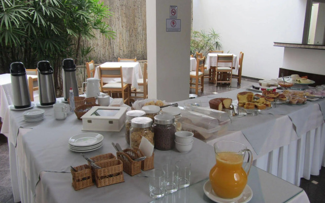 Golden Suite Hotel