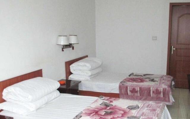 Xinlong Hotel