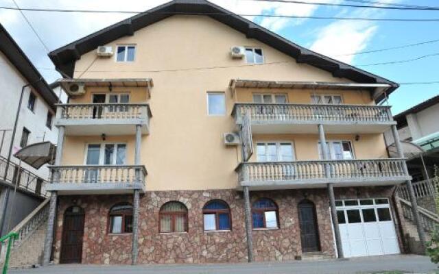 Guesthouse Prenociste Faraon