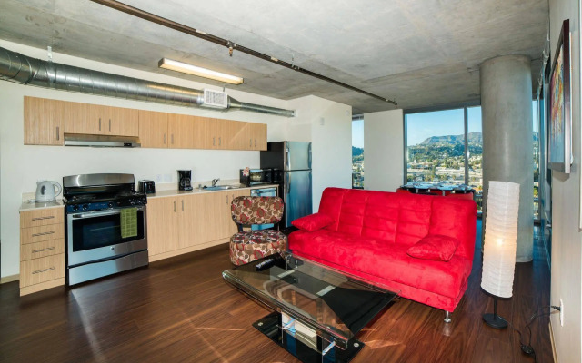 Hollywood Panorama Suites