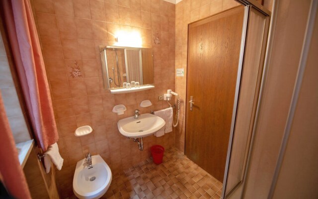 Apartment 4 Holiday - Apartments Alara