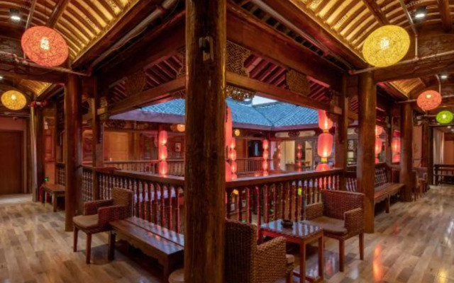 Jiuqi Fuxiang Inn (Lijiang Ancient City Dashuiche Branch)