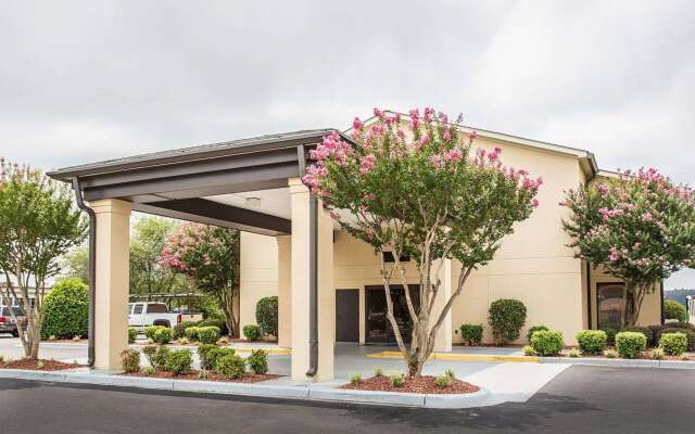 Quality Inn Mullins - Marion