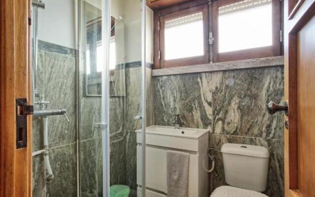 Apolónia 3 Frontal River View