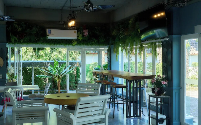 Nora Bukit Hotel