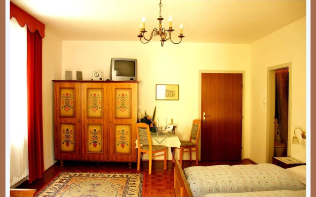 Casa Ema