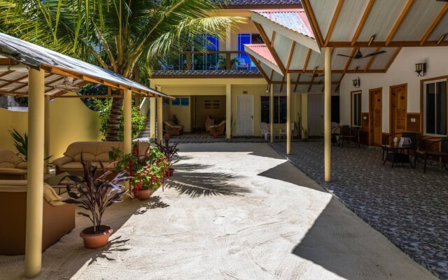 Relax Residence 