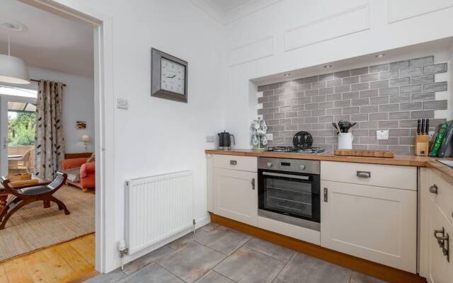 Heavenly Heather Cottage