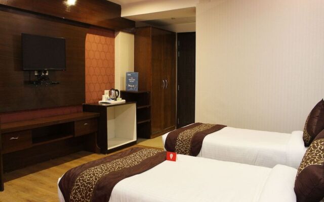 OYO 3760 Hotel Elysee