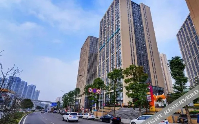 Xin Yi Theme Hotel