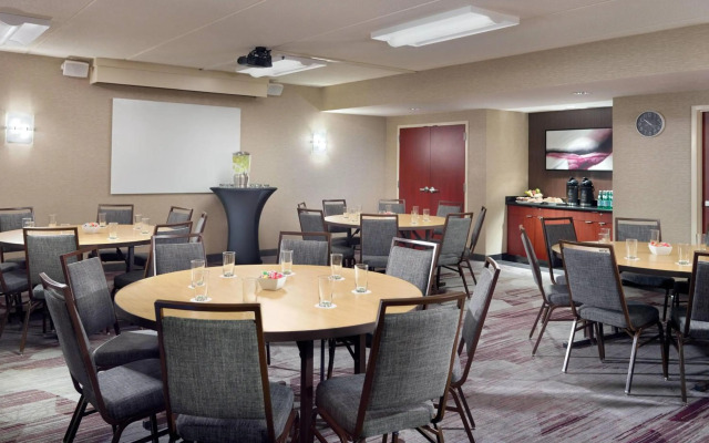 Courtyard by Marriott Raleigh Midtown