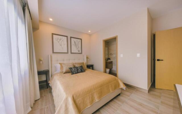 Regatta Living ll With Breakfast Included - 907