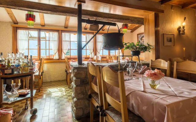 Swiss Chalet-Style Hotel Walliser Spycher