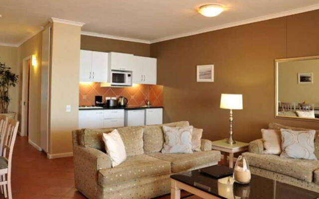 Unit 323 Leisure Bay Luxury Suites