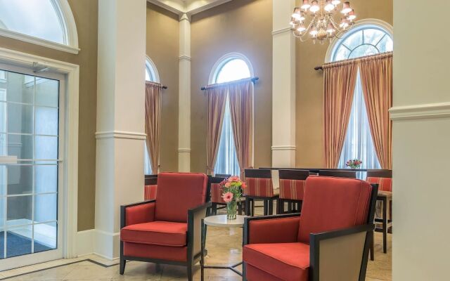 Comfort Inn Plainwell