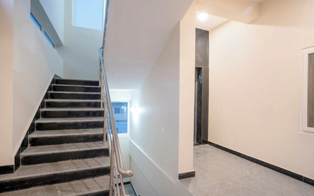 Fabhotel Three Waves