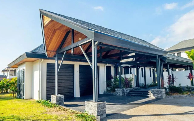 Naisoso Island Villas