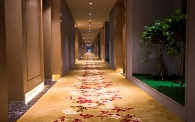 Ruihe Chain Hotel