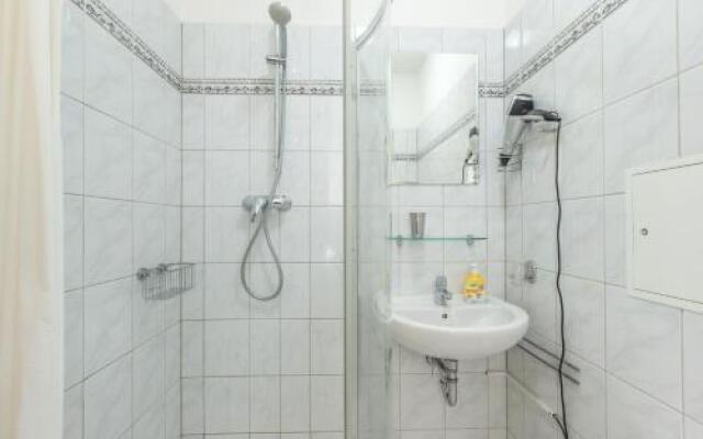 Schönes 2-Zimmer-Apartment in Kollwitzplatz-Nähe