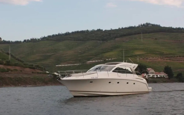Oporto Douro Floating House