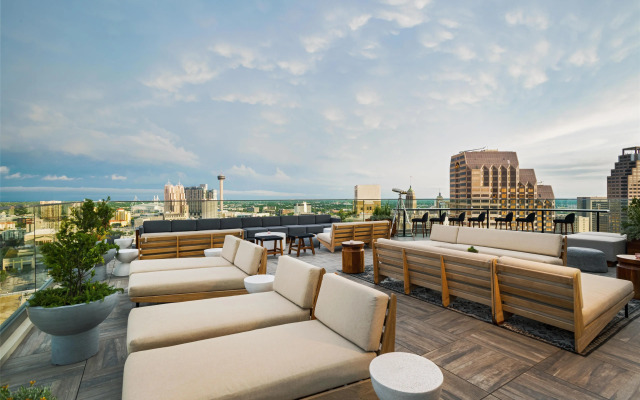 Thompson San Antonio - Riverwalk, by Hyatt