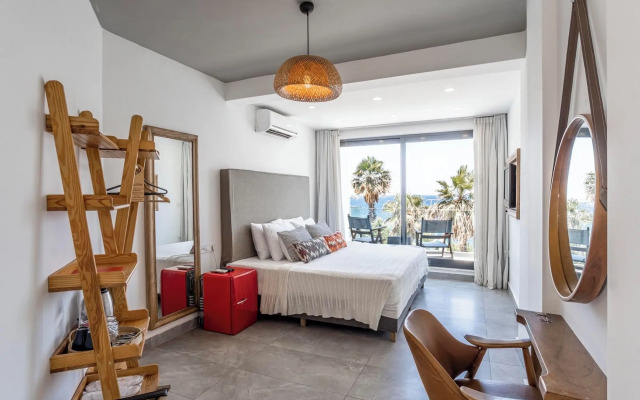 La Brezza Beach & Hotel Yalikavak