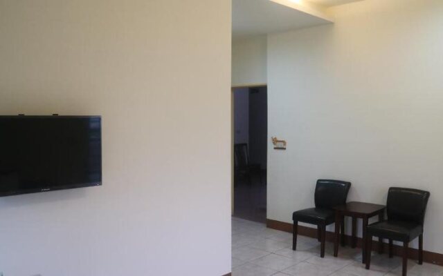 Lu Ding Ji B&B