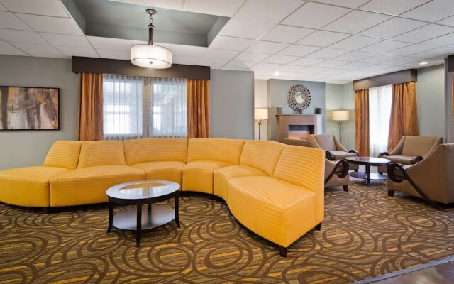 Best Western Plus Coldwater Hotel