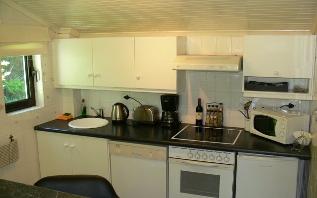 Orange Ville Guesthouse