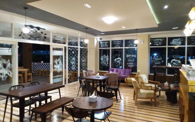 玛琅达勒姆阿梗高级宾馆(Dalem Ageng Premium Guest House Malang)