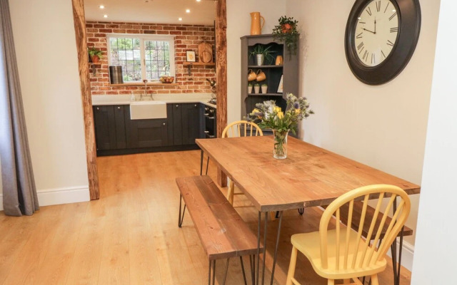 Pumphouse Cottage