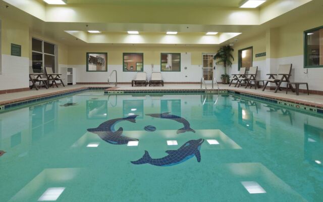 Red Roof Inn PLUS+ & Suites Birmingham - Bessemer