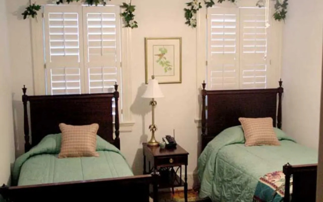 Fuquay Mineral Spring Inn & Garden