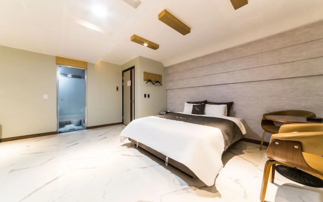Goyang (Jugyo) Luxe