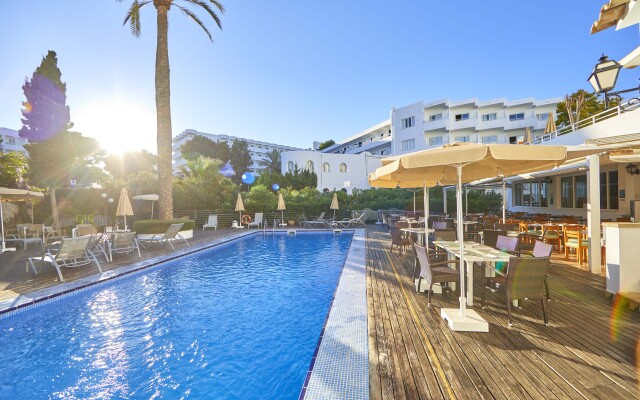 Gavimar Cala Gran Hotel and Apartments