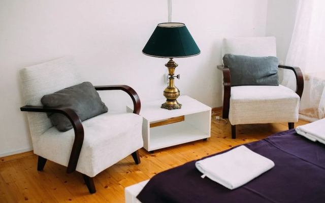 Apartments and Rooms Ille