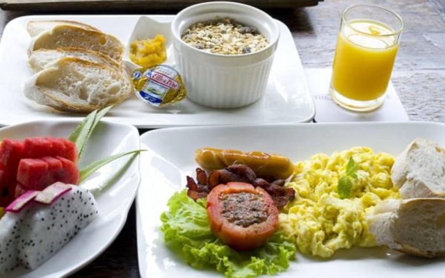 SR Sofia Villa Hotel