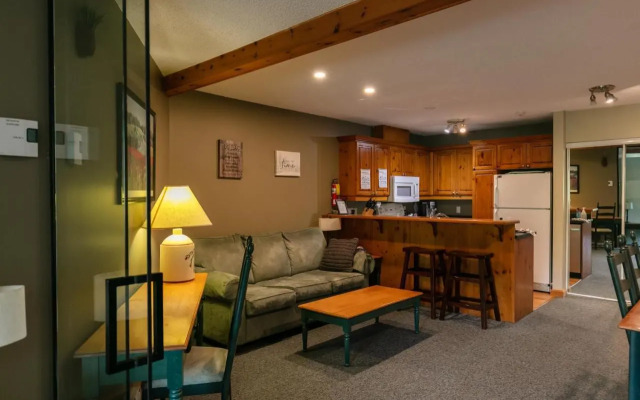 Escapade Pinoteau Tremblant Getaway